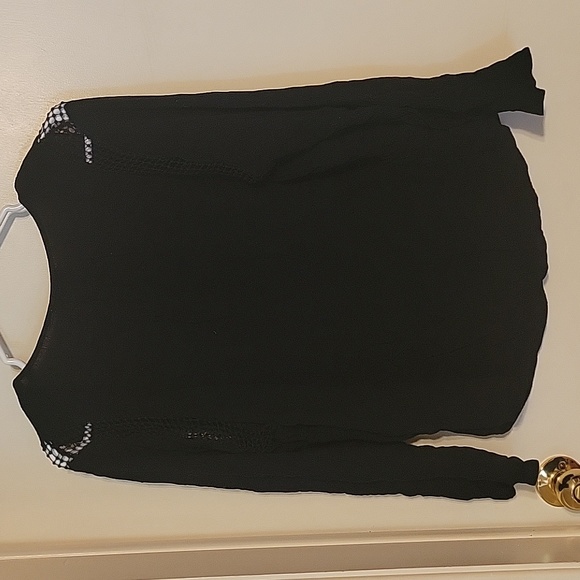 Black long sleeve blouse - Picture 4 of 5